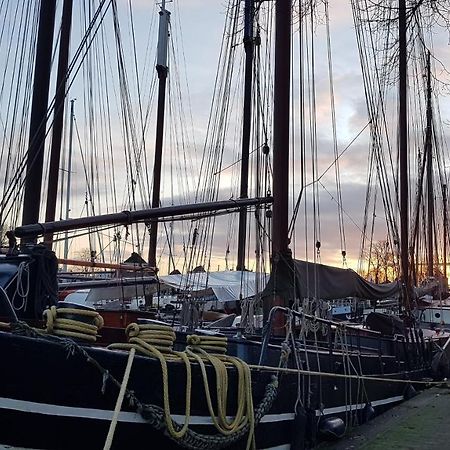 兹瓦茨勒伊斯Logeren Bij Grea住宿加早餐旅馆 外观 照片